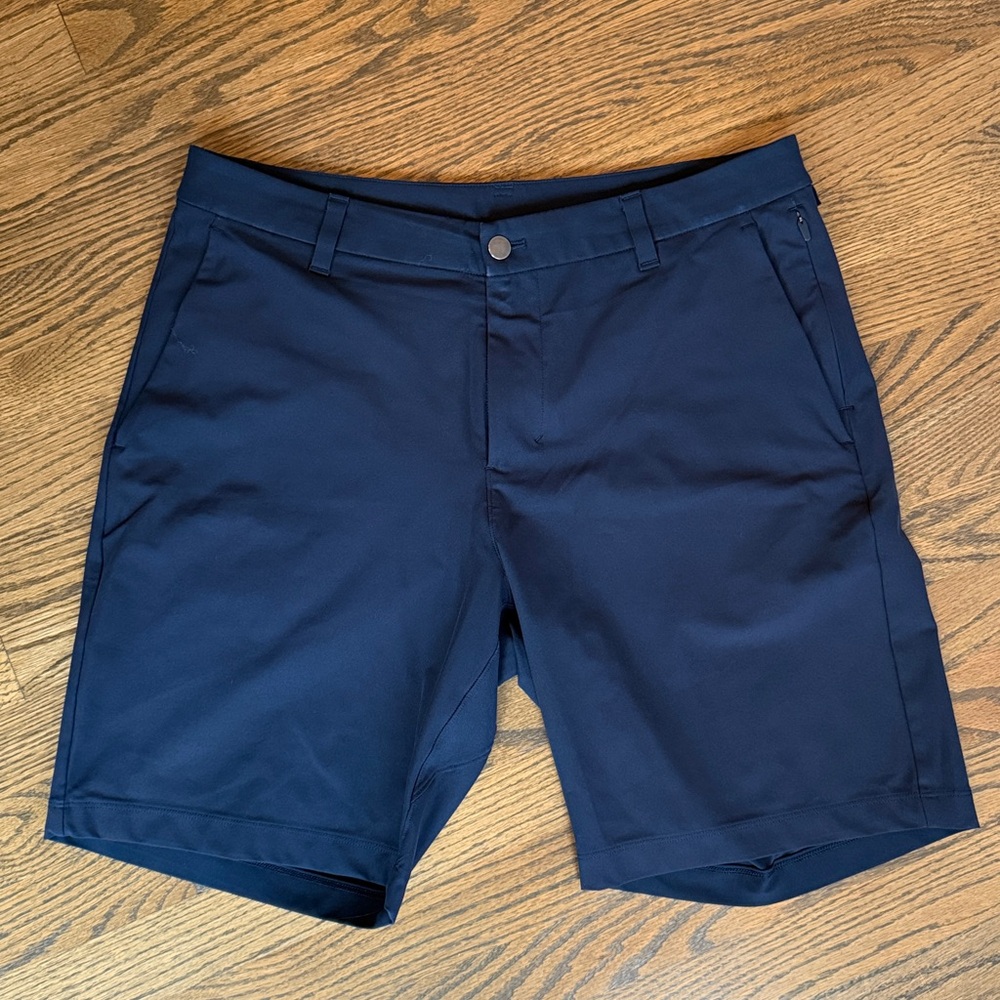 Lululemon Commission Short Classic 9” (34, Navy Blue)